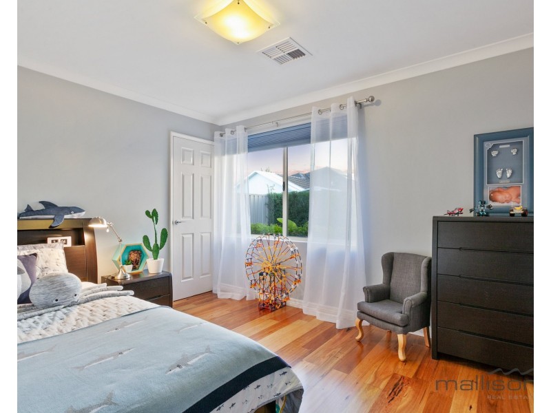 31 Oakleigh Pass, Harrisdale WA 6112