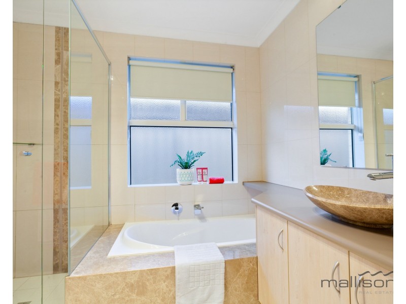 31 Oakleigh Pass, Harrisdale WA 6112