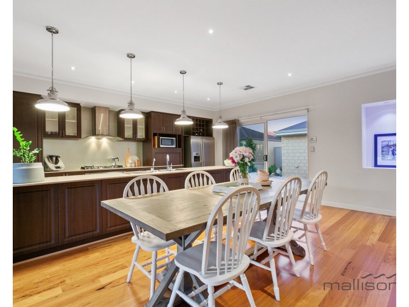 31 Oakleigh Pass, Harrisdale WA 6112