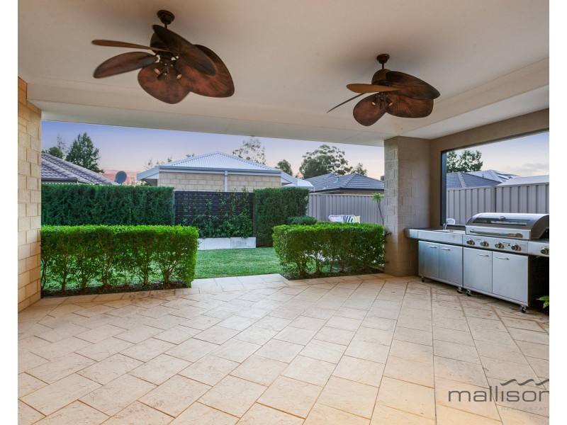 31 Oakleigh Pass, Harrisdale WA 6112