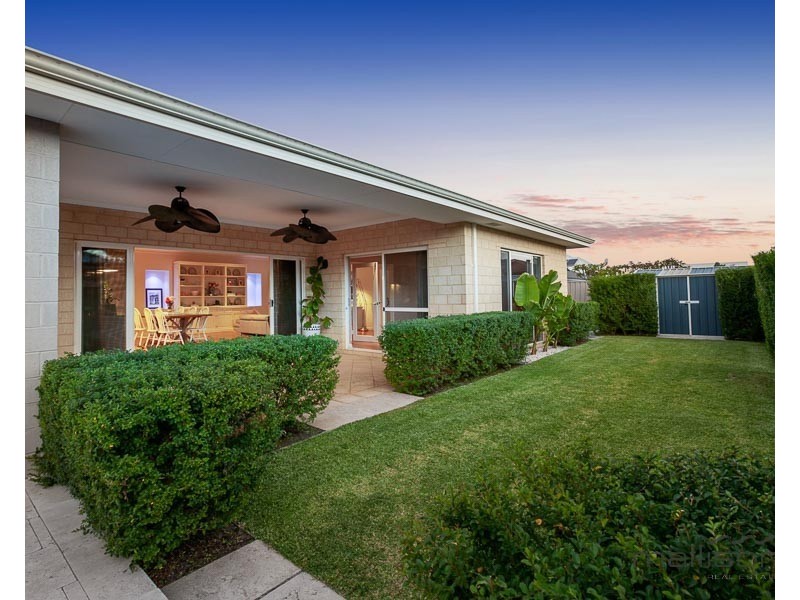 31 Oakleigh Pass, Harrisdale WA 6112