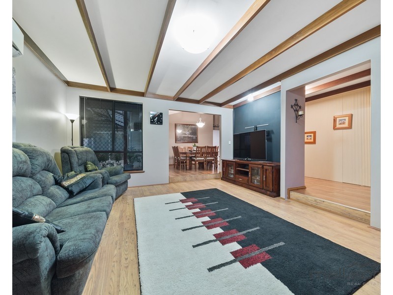 63 Sanderling Drive, Thornlie WA 6108