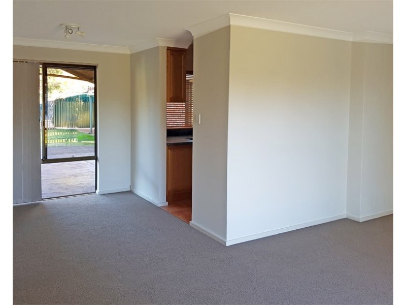 15 Silvertop Terrace, Willetton WA 6155