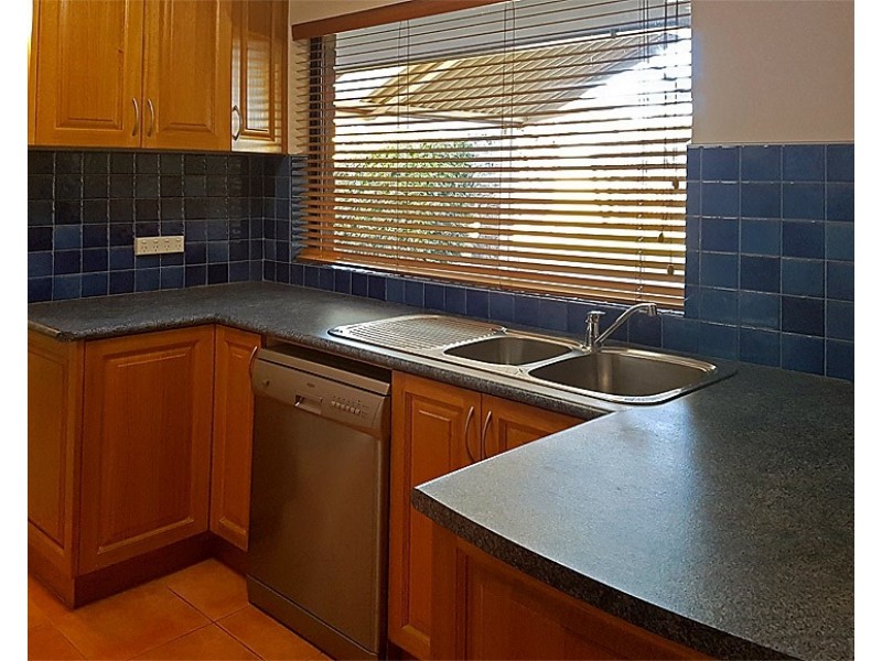 15 Silvertop Terrace, Willetton WA 6155