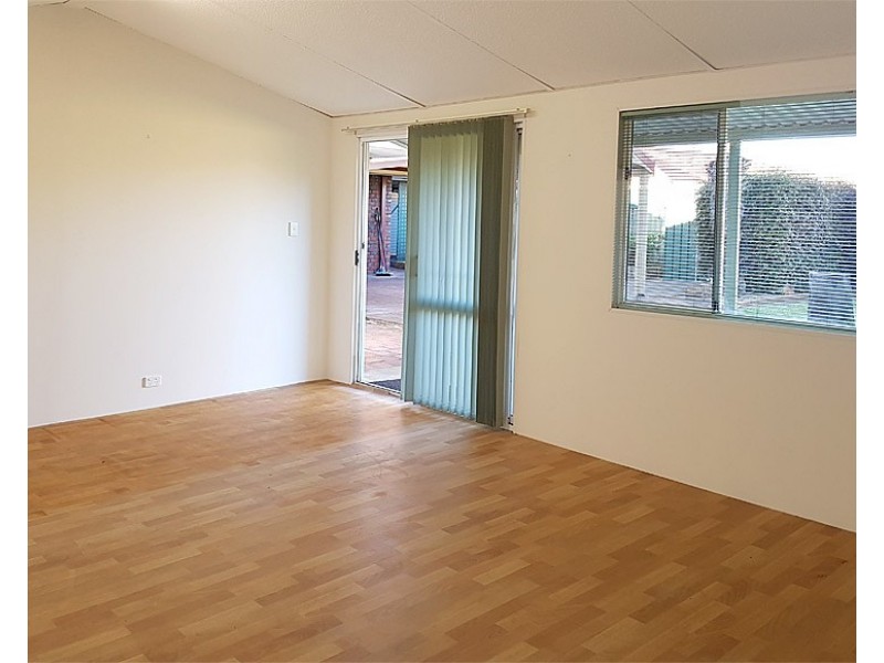 15 Silvertop Terrace, Willetton WA 6155