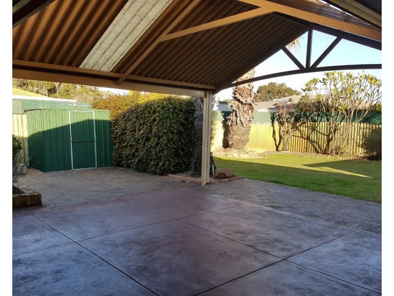 15 Silvertop Terrace, Willetton WA 6155