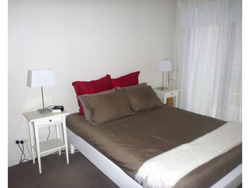 5/6 Ibera Way, Success WA 6164