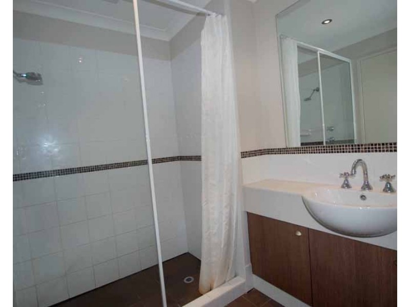5/6 Ibera Way, Success WA 6164