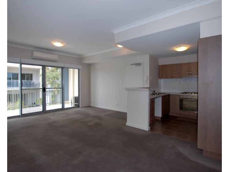 5/6 Ibera Way, Success WA 6164