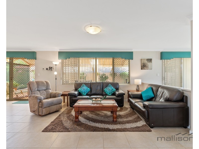 10 Engleswood Arcade, Canning Vale WA 6155