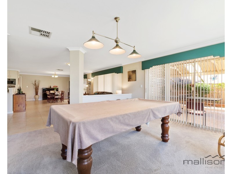 10 Engleswood Arcade, Canning Vale WA 6155