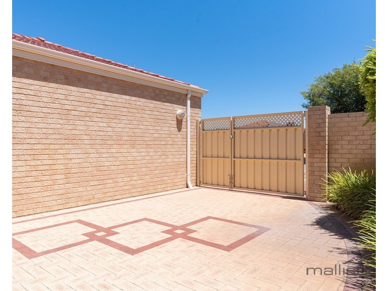 10 Engleswood Arcade, Canning Vale WA 6155