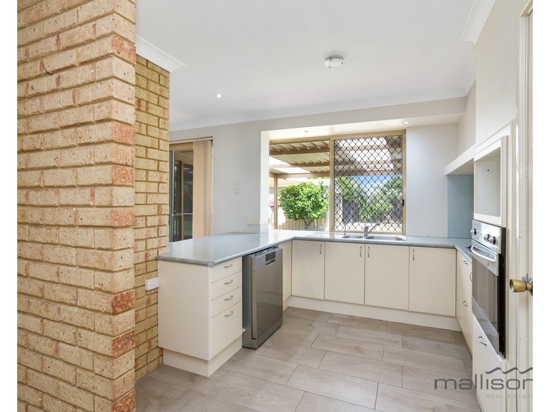 4 Kettering Way, Huntingdale WA 6110