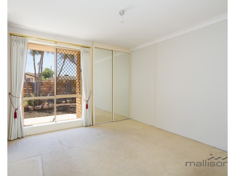 4 Kettering Way, Huntingdale WA 6110