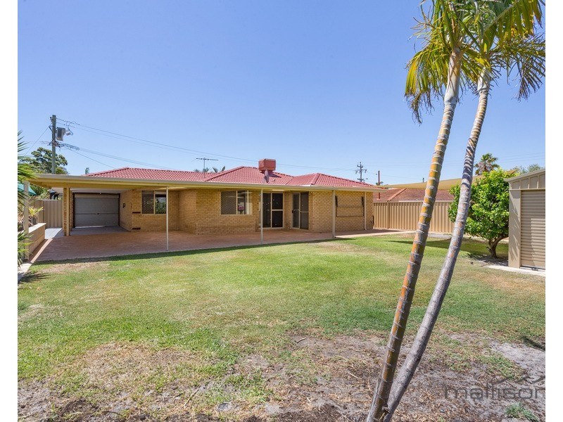 4 Kettering Way, Huntingdale WA 6110