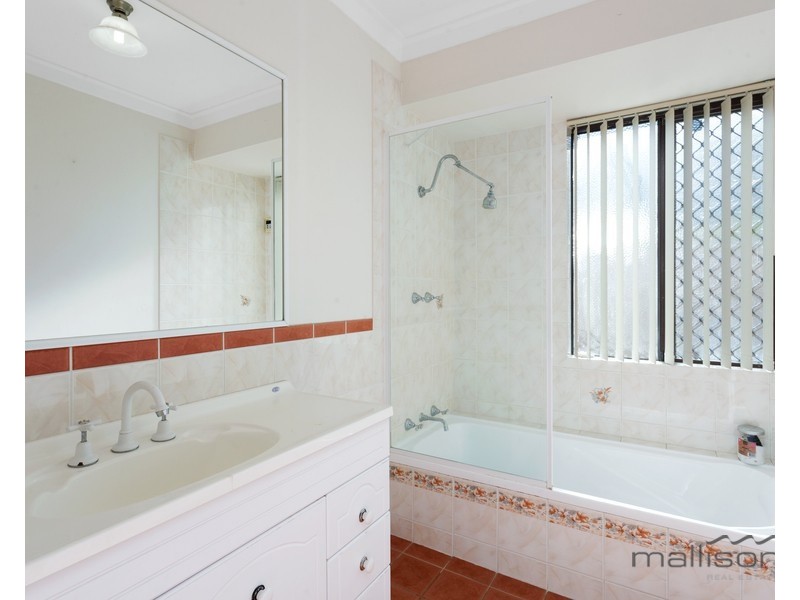 12 Emile Court, North Lake WA 6163