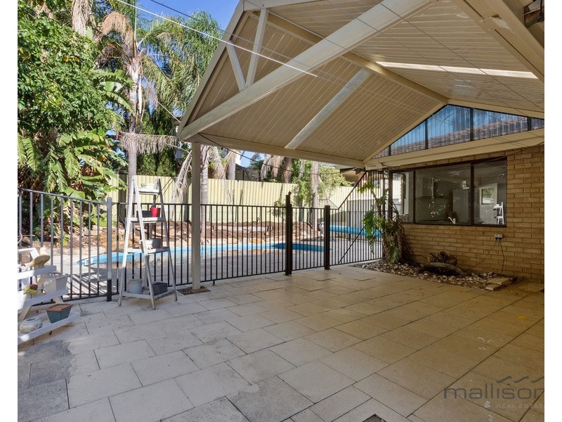 12 Emile Court, North Lake WA 6163