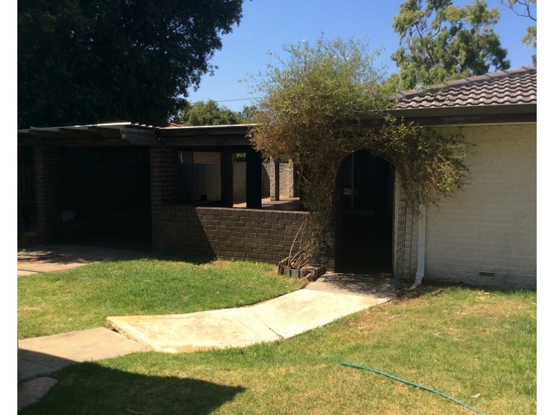27 South Street, Kardinya WA 6163