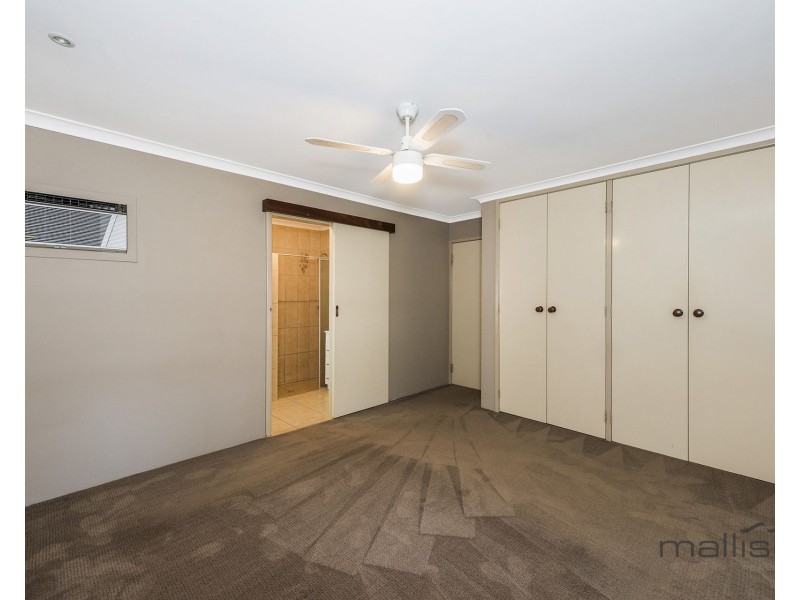 2 Faull Close, Leeming WA 6149