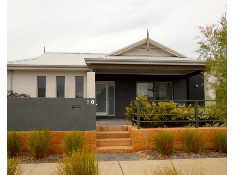 50 St Catharines Promenade, Champion Lakes WA 6111