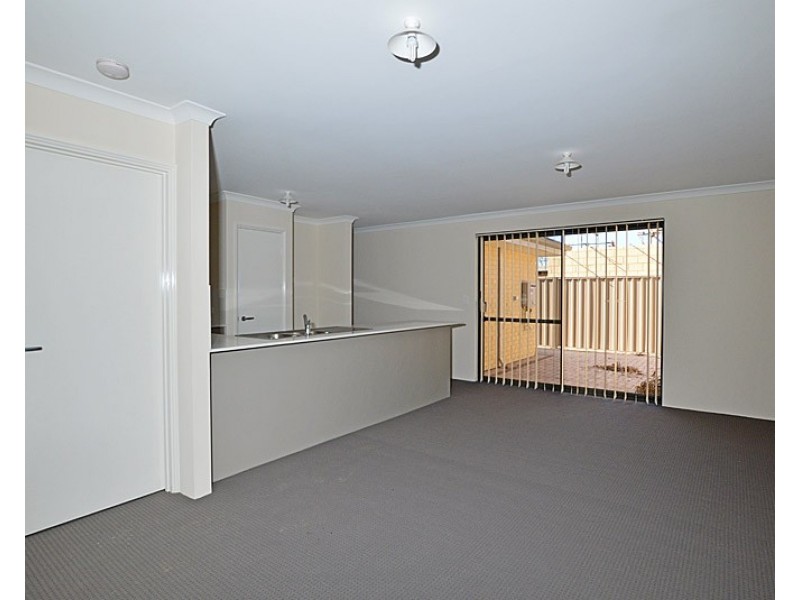 2/6 Fletching Street, Balga WA 6061