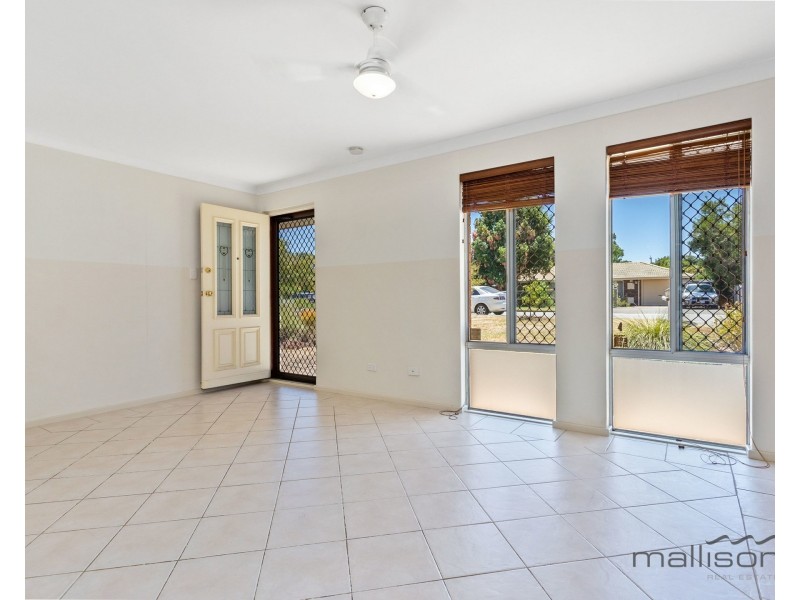 4 Greenwood Court, Kelmscott WA 6111