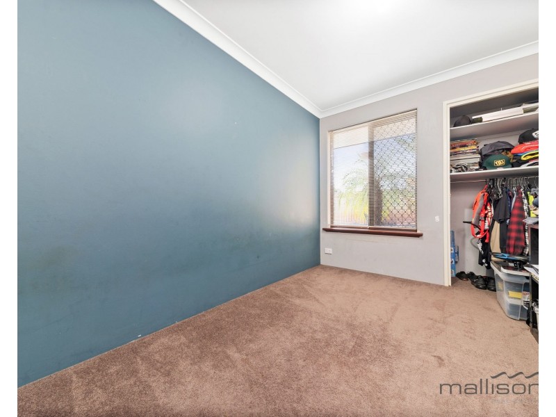 11 Crest Court, Thornlie WA 6108