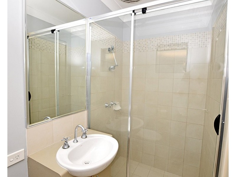 1B Ungaroo Road, Westminster WA 6061