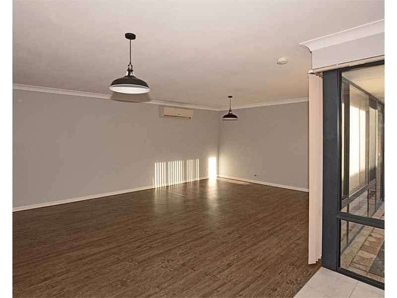 1B Ungaroo Road, Westminster WA 6061