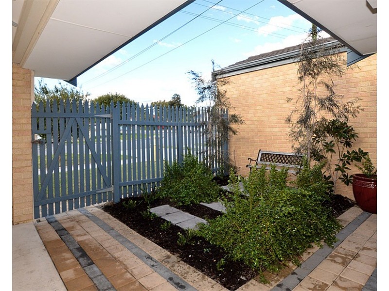 1B Ungaroo Road, Westminster WA 6061