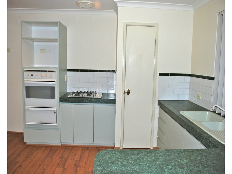 8 Veneta Circuit, Atwell WA 6164