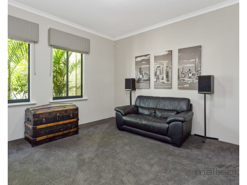 24 Brennan Avenue, Canning Vale WA 6155