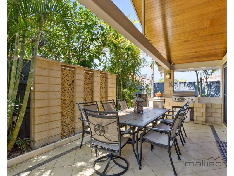 24 Brennan Avenue, Canning Vale WA 6155