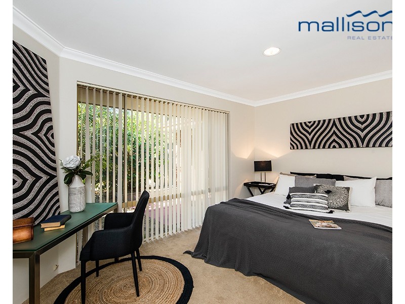 1 Mckivett Crescent, Leeming WA 6149