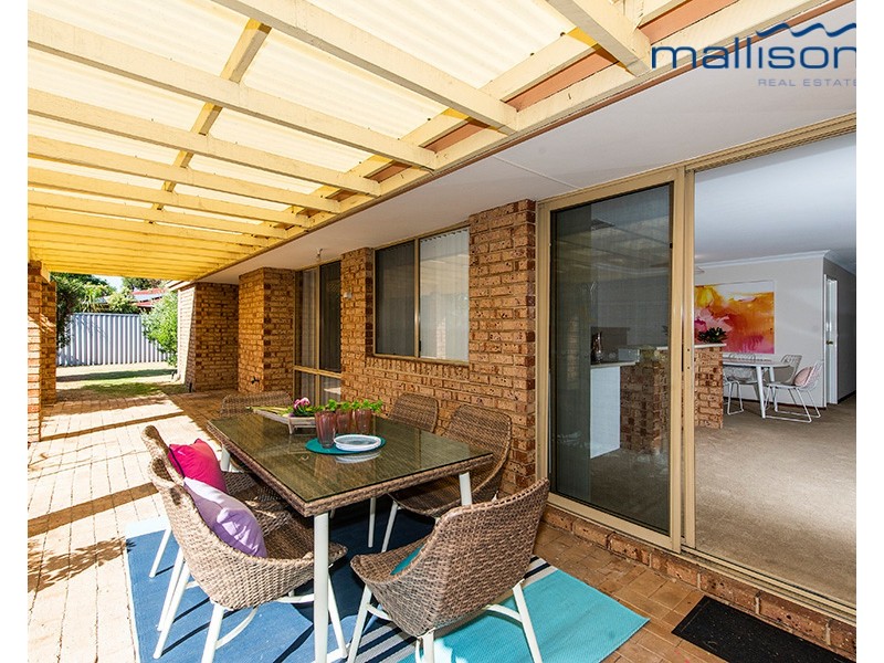 1 Mckivett Crescent, Leeming WA 6149