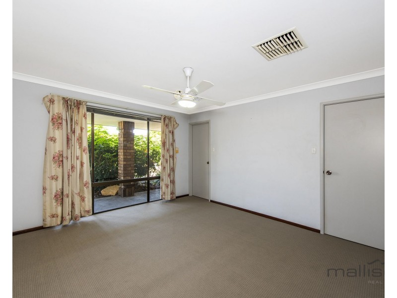 35 Winchester Way, Leeming WA 6149