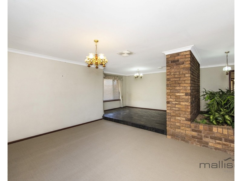 35 Winchester Way, Leeming WA 6149