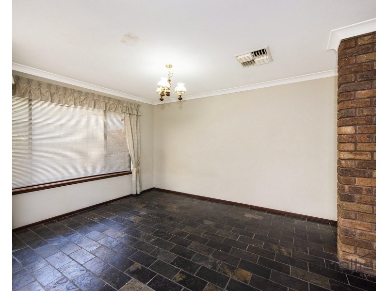 35 Winchester Way, Leeming WA 6149