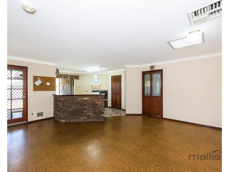 35 Winchester Way, Leeming WA 6149
