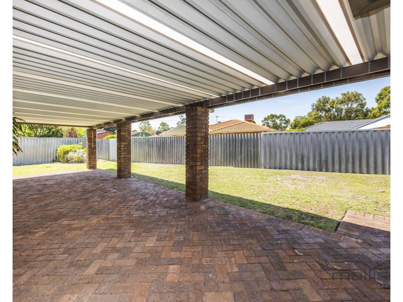 35 Winchester Way, Leeming WA 6149