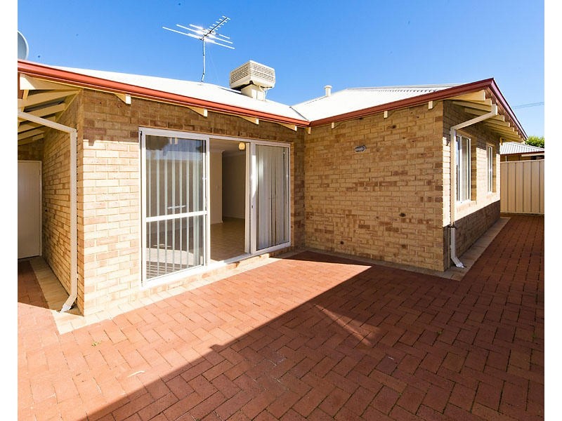 128B Streich Avenue, Kelmscott WA 6111