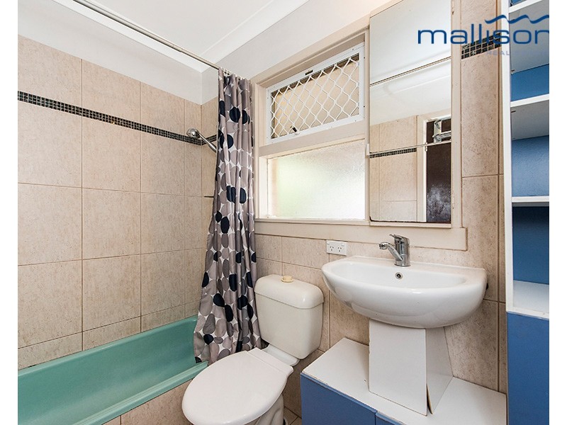 13 Brindle Street, Coolbellup WA 6163