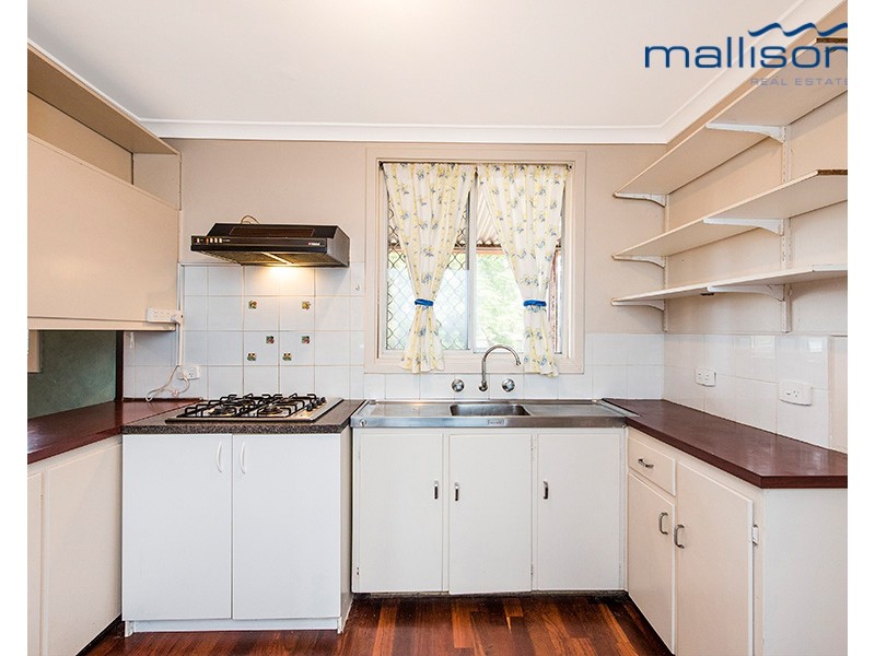 13 Brindle Street, Coolbellup WA 6163