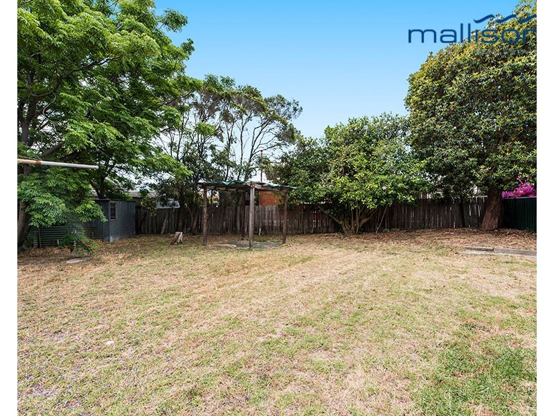 13 Brindle Street, Coolbellup WA 6163
