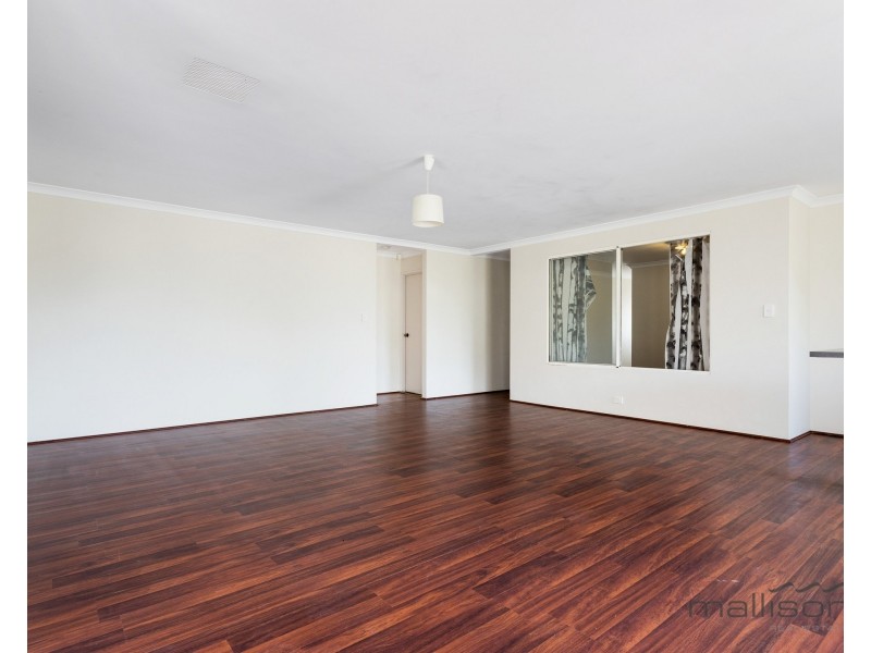 37 Urquhart Court, Canning Vale WA 6155