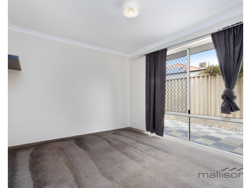 37 Urquhart Court, Canning Vale WA 6155