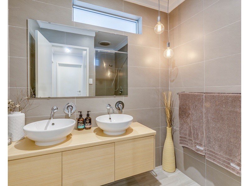 29 Blackburne Drive, Kelmscott WA 6111