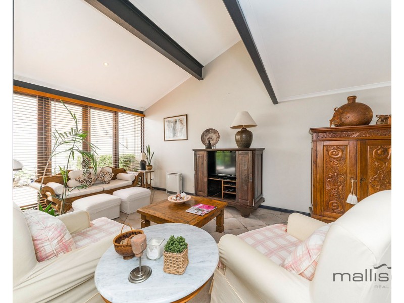 4/10 King William Street, South Fremantle WA 6162