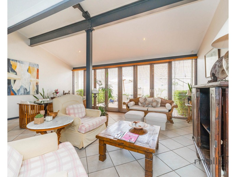 4/10 King William Street, South Fremantle WA 6162