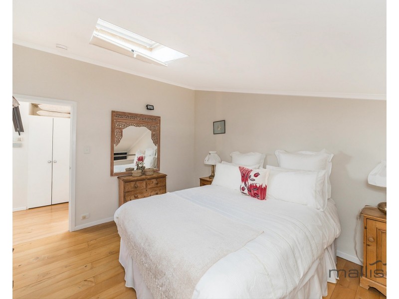 4/10 King William Street, South Fremantle WA 6162